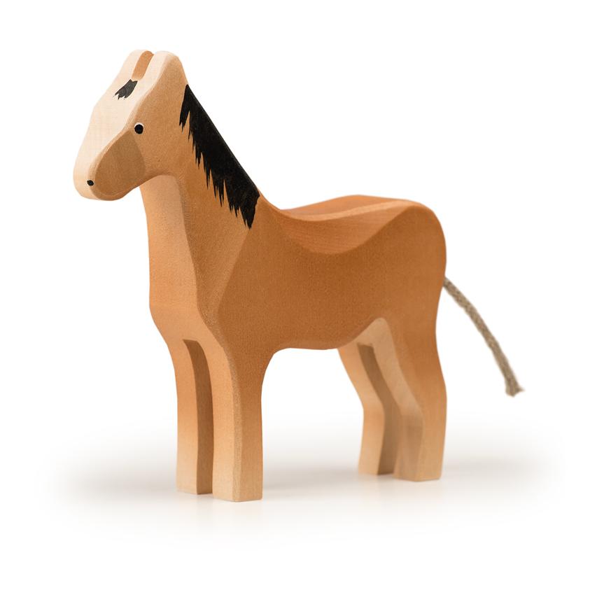 Trauffer Pferd stehend gross