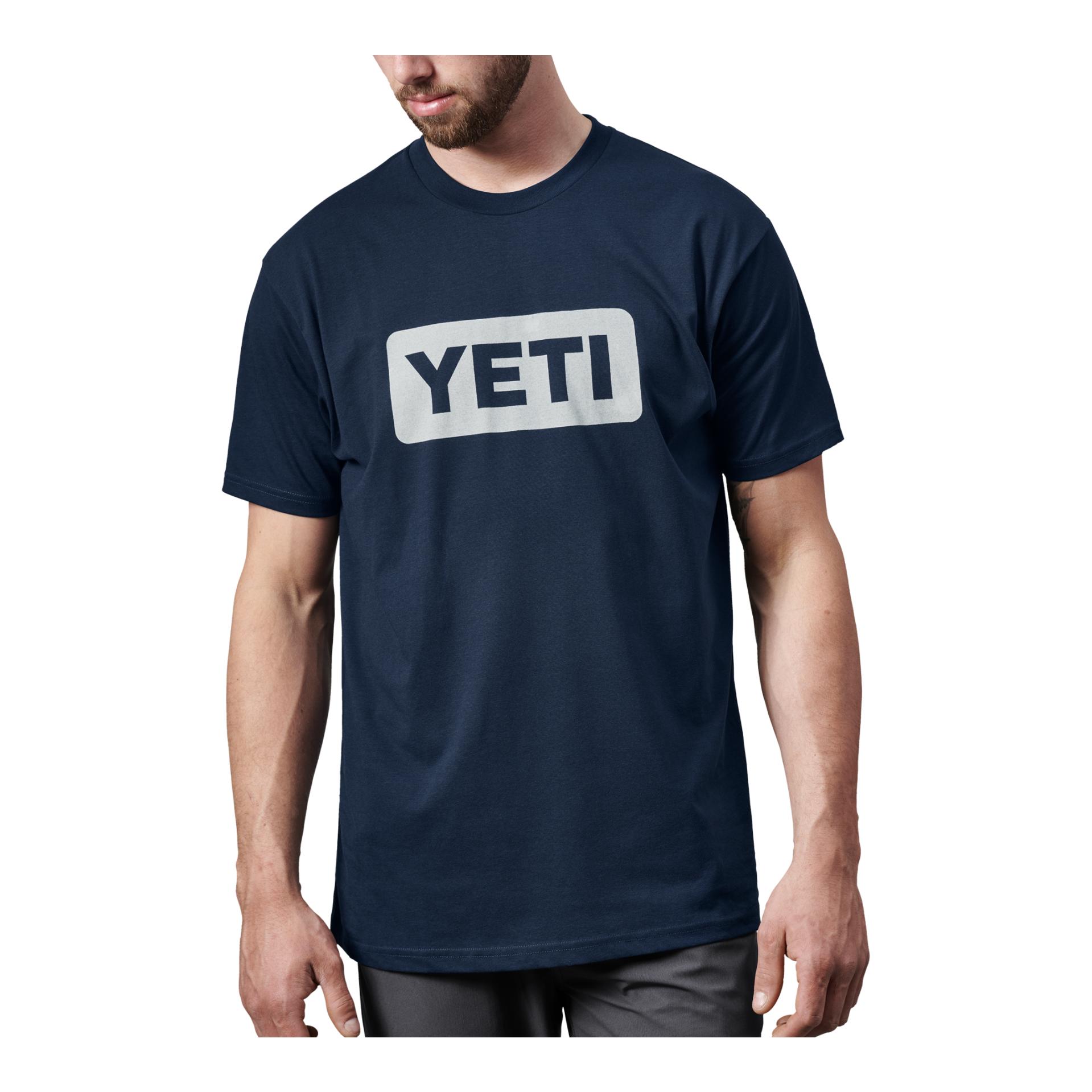 YETI Logo Badge Short Sleeve – T-shirt