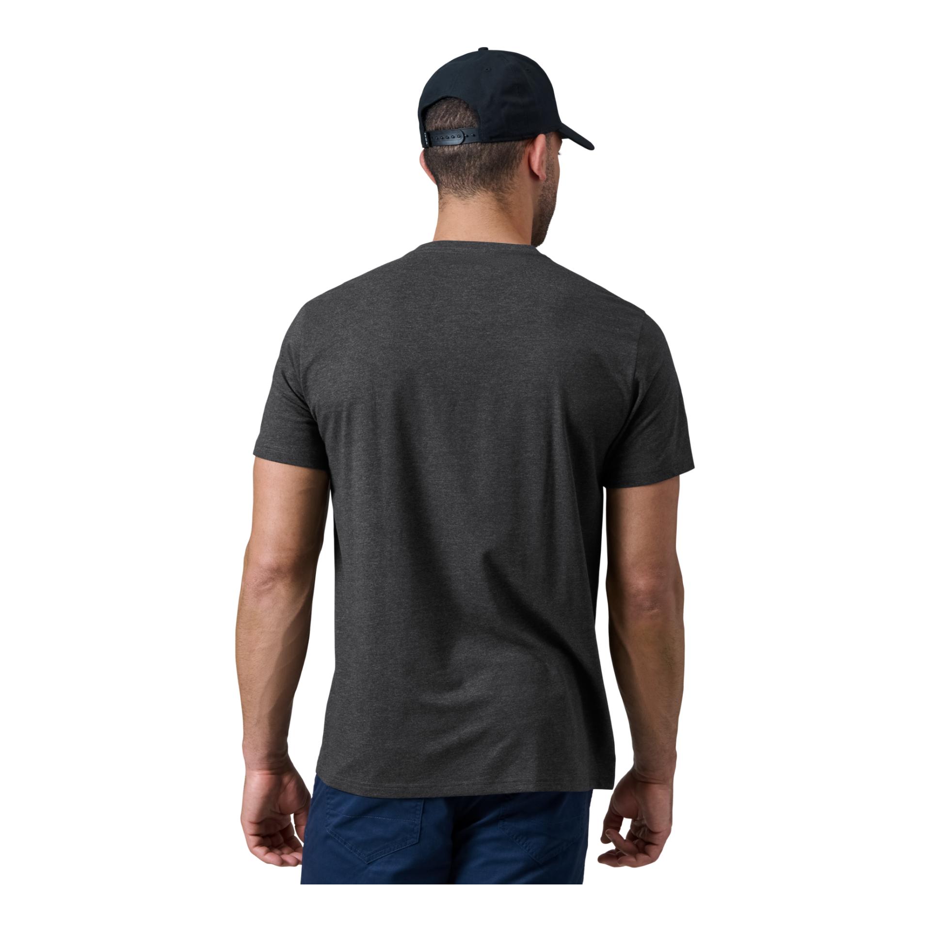 YETI Camo Logo Badge - T-Shirt