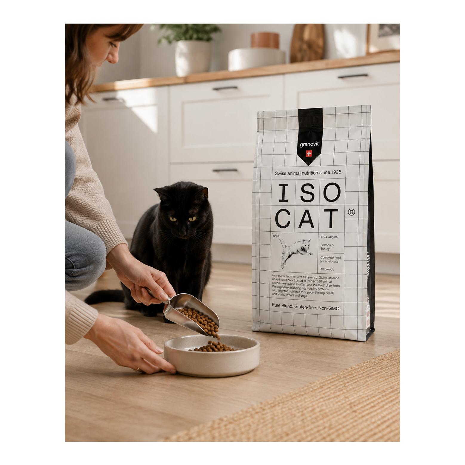Iso-Cat Adult 1724 Original Saumon & Dinde