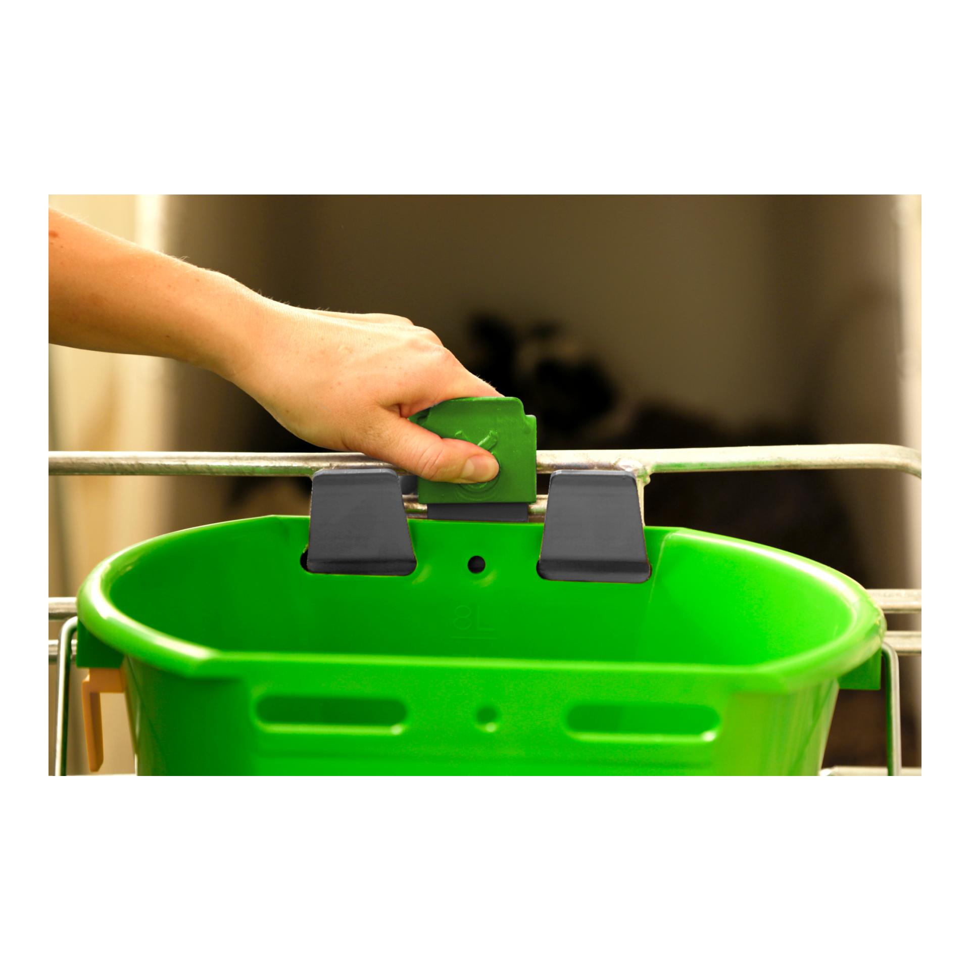 Kerbl Support de seau avec sécurité d'éjection. Bucket Guard, set complet (3 pièces)