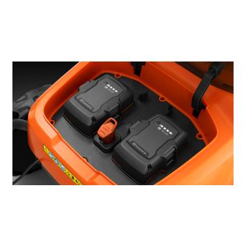 Husqvarna Akku - Schneefräse ST253i