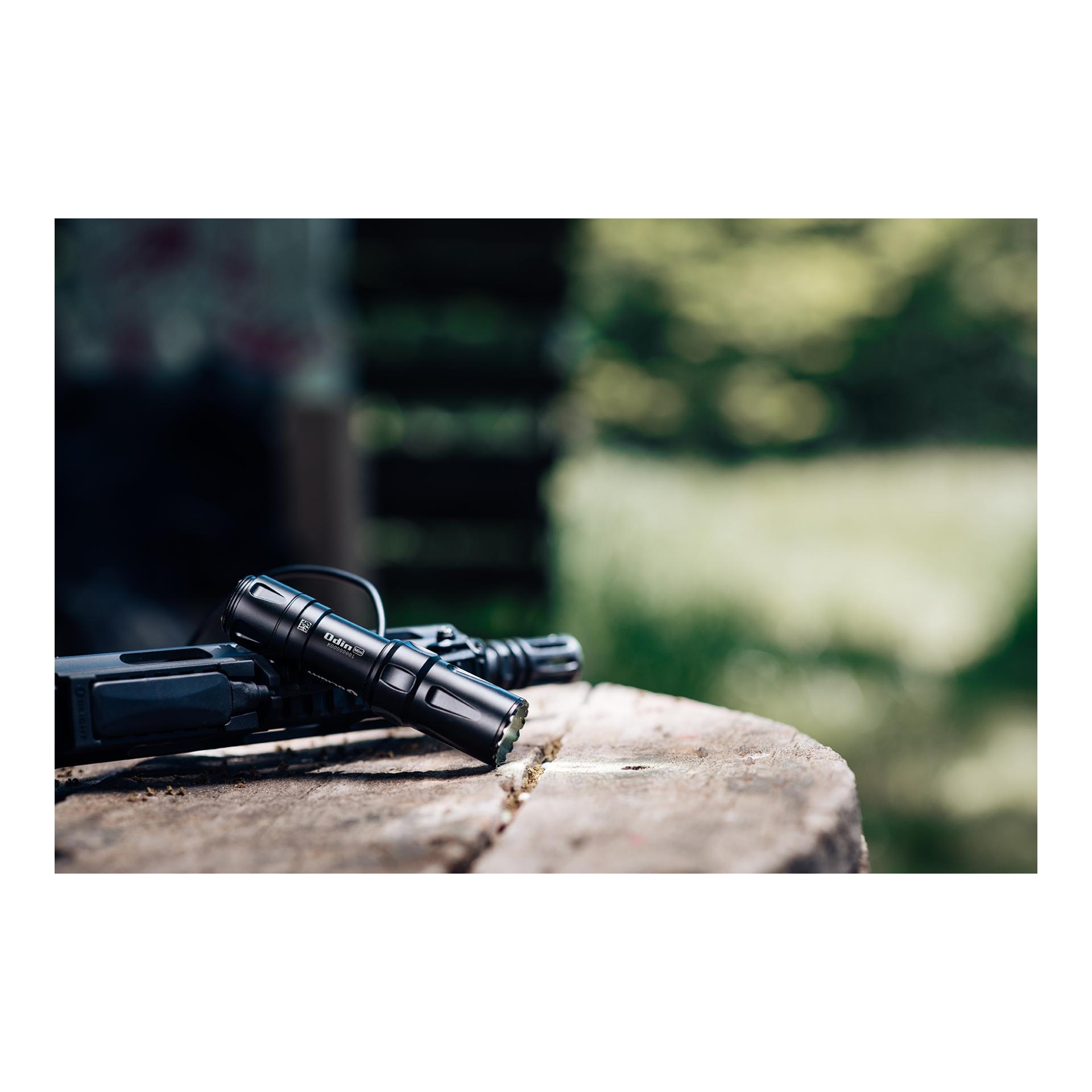 Olight Odin mini LED Taschenlampe - Schwarz