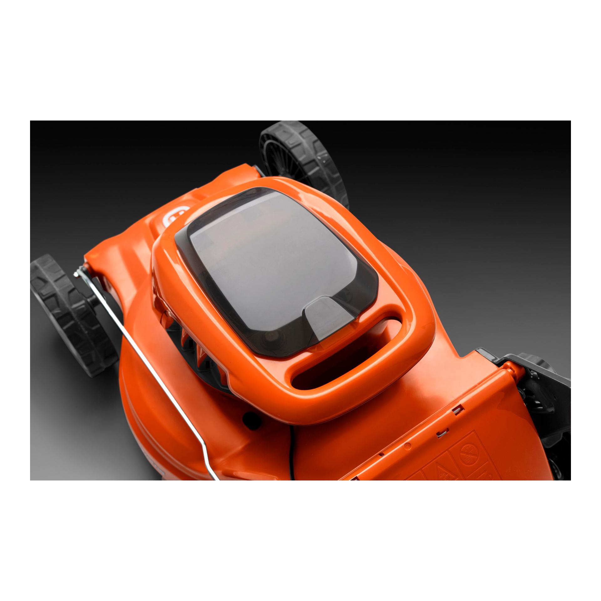 Husqvarna Akku - Rasenmäher LC 137i - mit Akku & Ladegerät