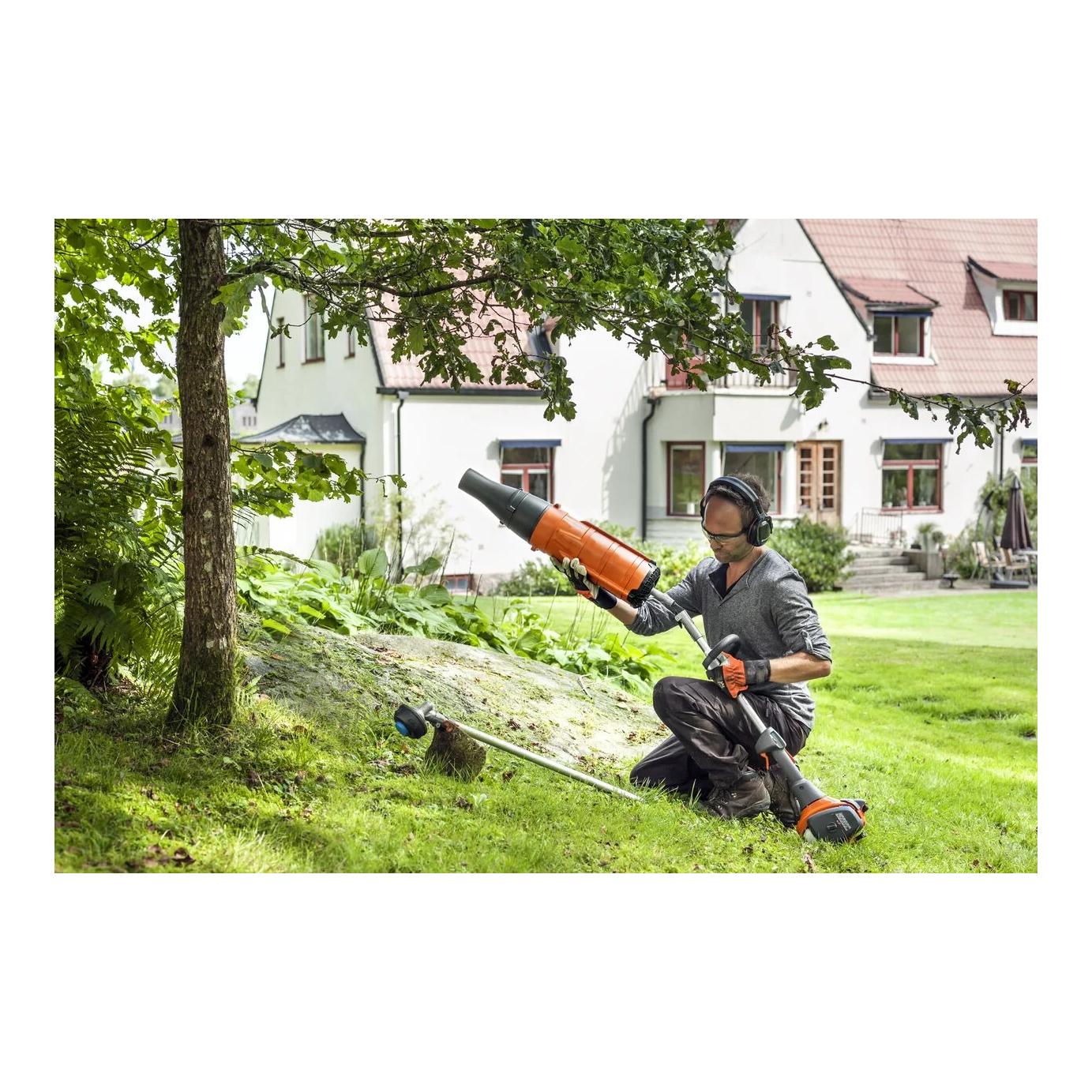 Husqvarna Kombigerät 129LK