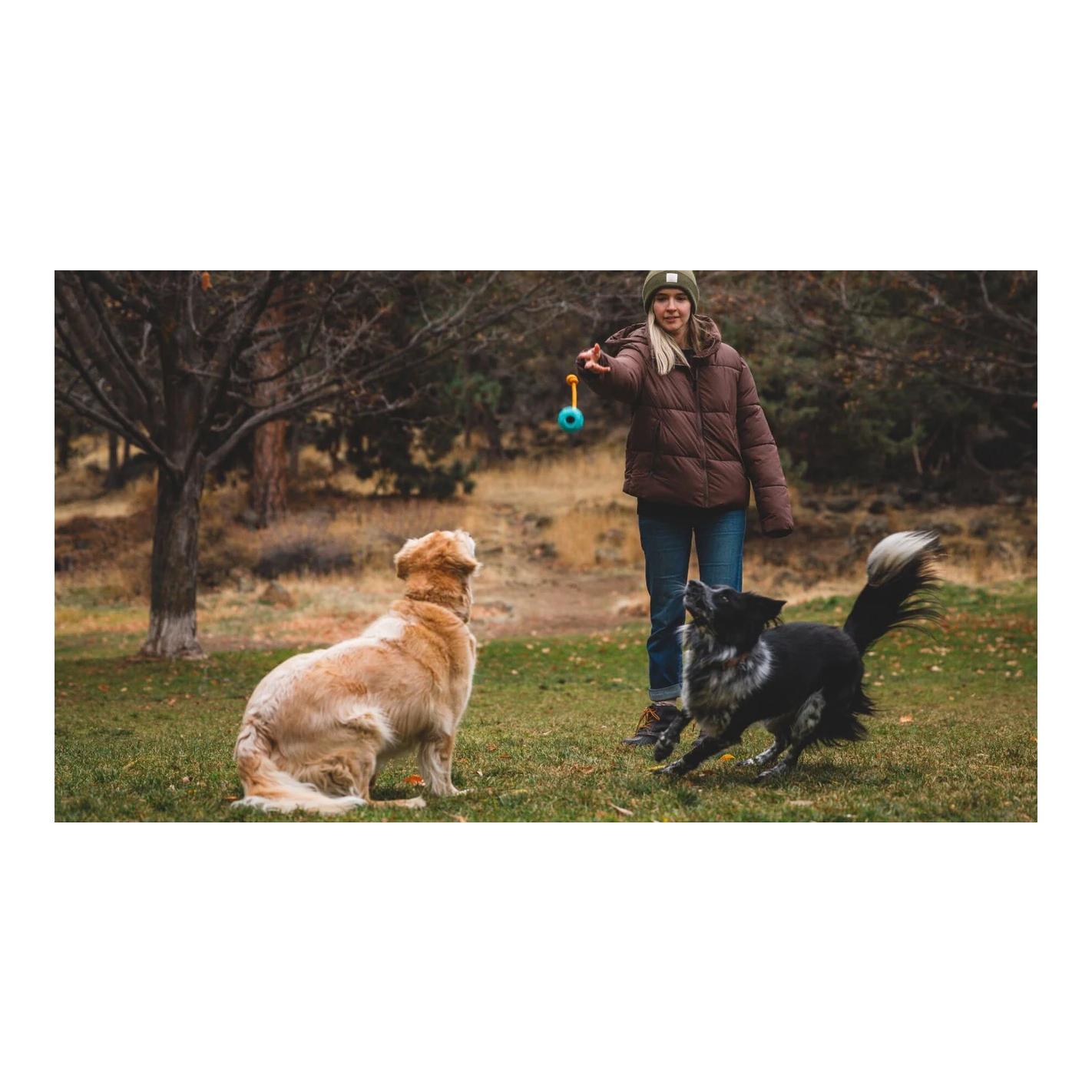 Ruffwear Hundespielzeug Huck-a-Cone