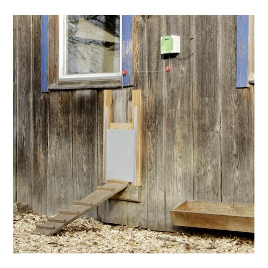 Kerbl Hobbyfarming Porte pour poules avec porte coulissante 300 x 400 mm